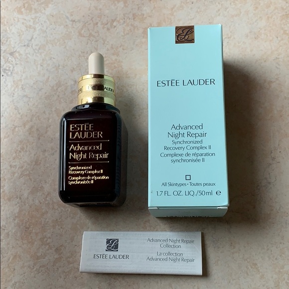 Estee Lauder Other - 🌟SALE-PRICE FIRM🌟